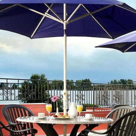 Four Points By Sheraton Toronto Lakeshore Εστιατόριο φωτογραφία