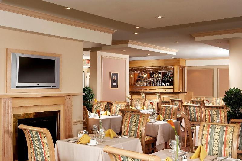 Four Points By Sheraton Toronto Lakeshore Εστιατόριο φωτογραφία