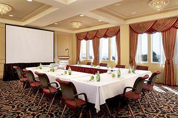 Four Points By Sheraton Toronto Lakeshore Εξωτερικό φωτογραφία